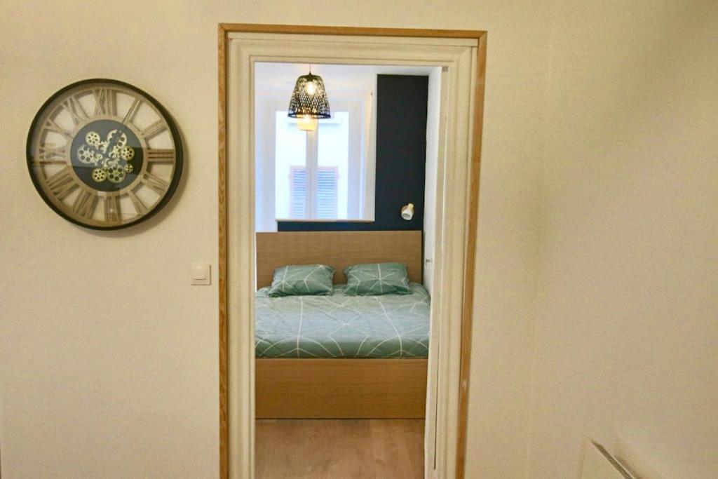 Appartement Centre Brioude Bagian luar foto